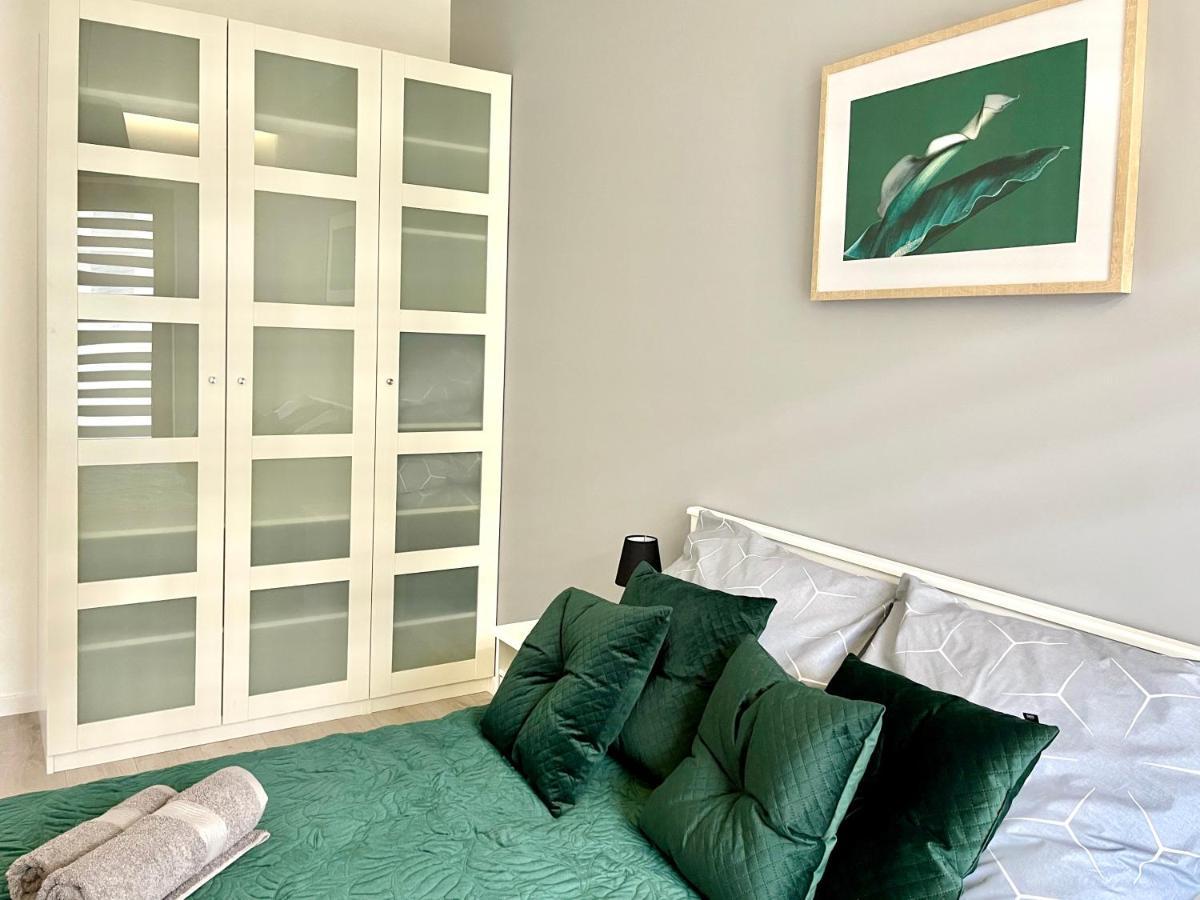 Modern Green Apartment Krasków Eksteriør bilde