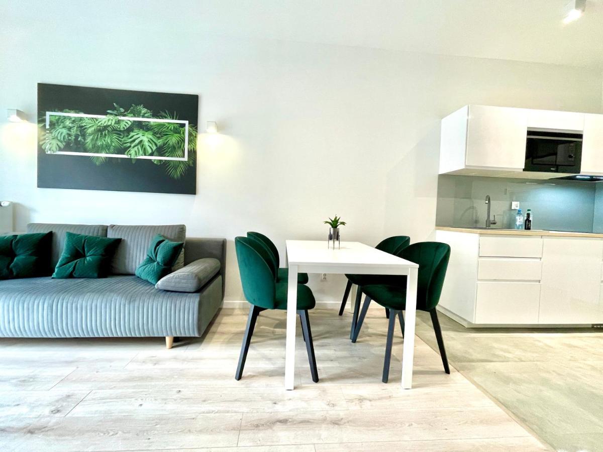 Modern Green Apartment Krasków Eksteriør bilde
